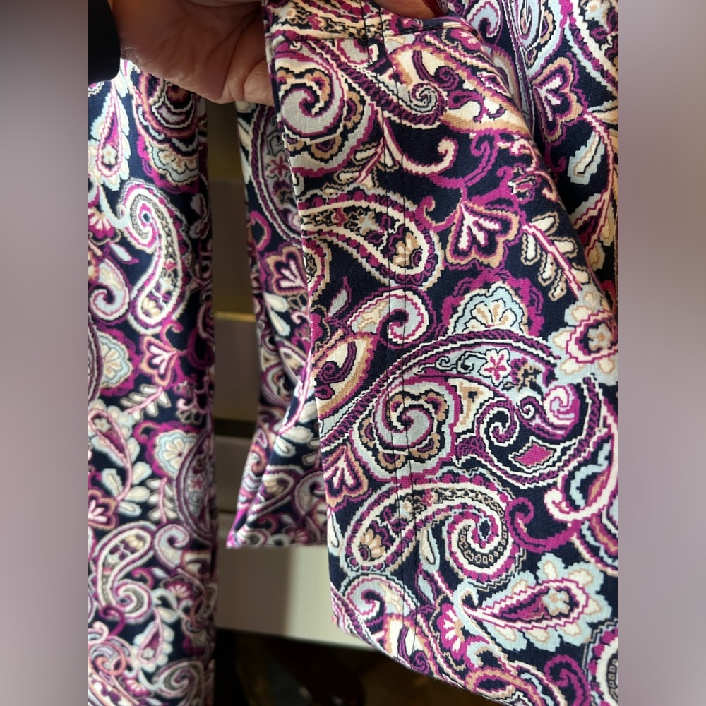 Lands’ End - NWT - L - Deep Sea Navy - Paisley -